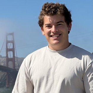 Photograph of Alex Evert