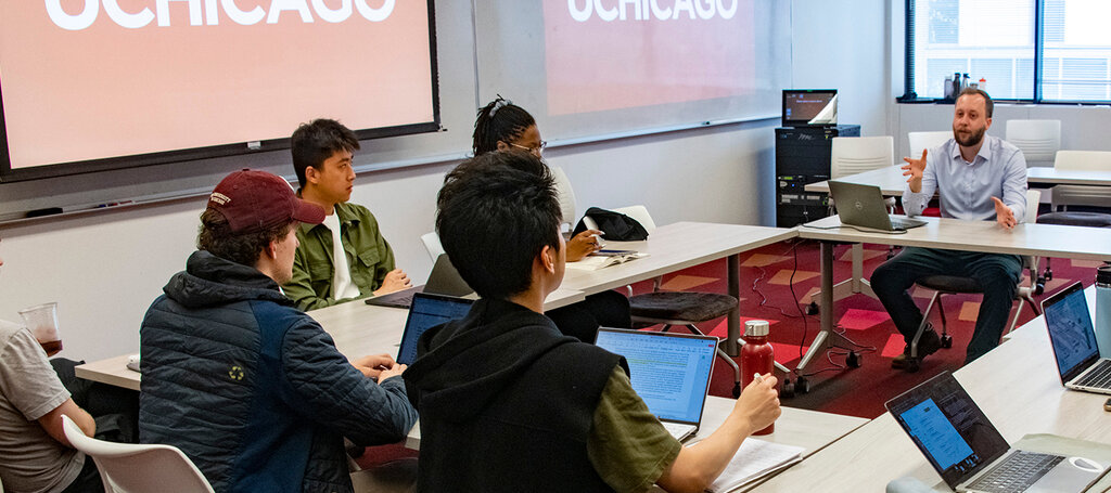 Students on a Lecture at CIR